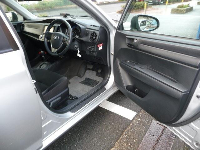 TOYOTA COROLLA AXIO 2017