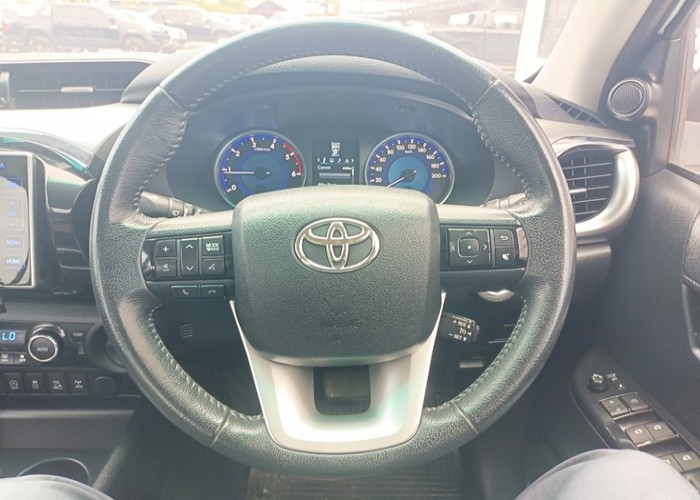 TOYOTA HILUX (DOUBLE CAB) 2018