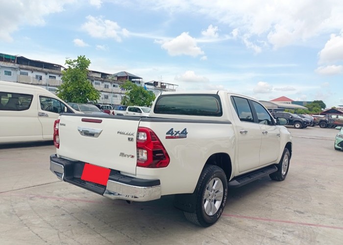 TOYOTA HILUX (DOUBLE CAB) 2018