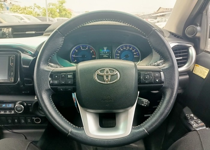 TOYOTA HILUX (DOUBLE CAB) 2019