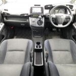 TOYOTA WISH 2009