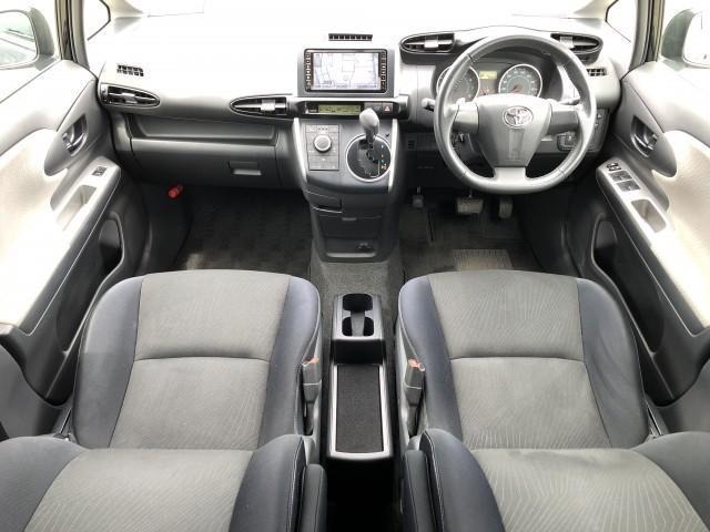 TOYOTA WISH 2009