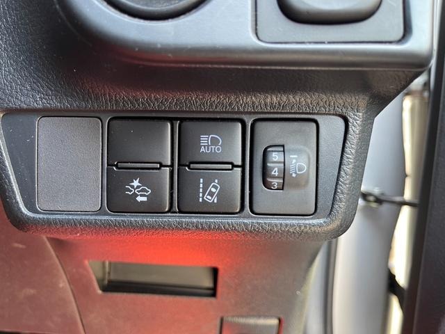 TOYOTA COROLLA AXIO 2018