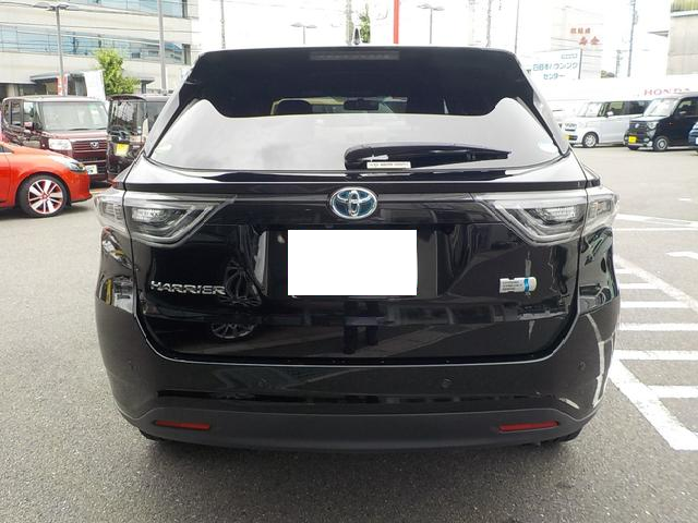 TOYOTA HARRIER ELEGANCE 2015