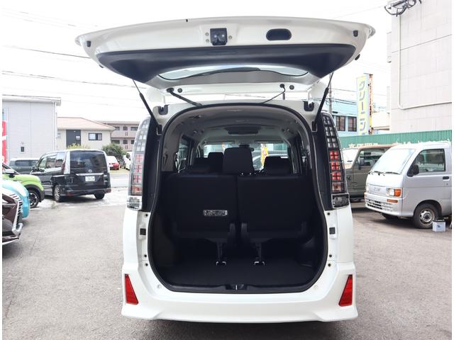 TOYOTA VOXY ZS KIRAMEKI II 2016