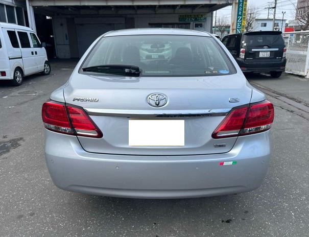TOYOTA PREMIO 2016