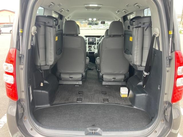 TOYOTA NOAH SI 2010