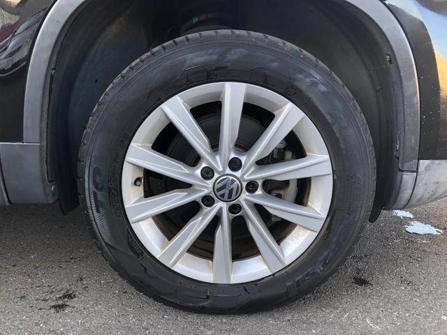 VOLKSWAGEN TIGUAN 2012