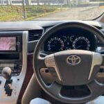 TOYOTA ALPHARD 2011