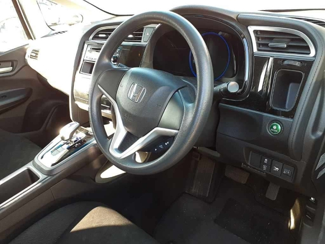 HONDA SHUTTLE 2016
