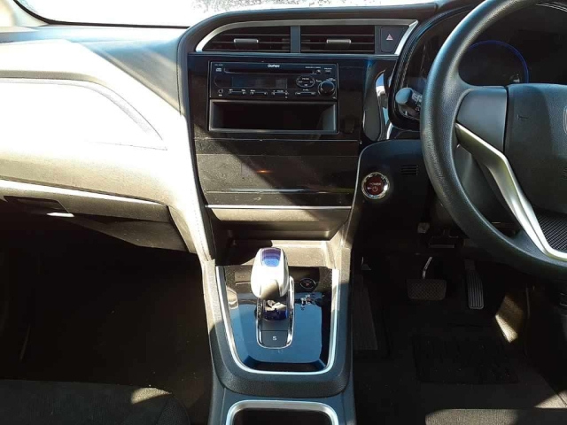 HONDA SHUTTLE 2016